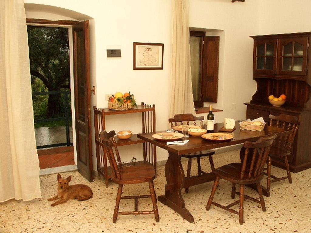 Agriturismo Ruvitello Misterbianco Room photo